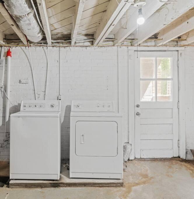 Private House + Yard Central Location To All Rva リッチモンド エクステリア 写真