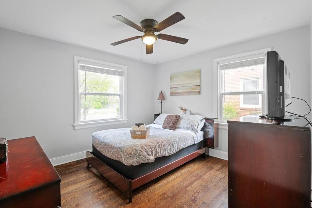 Private House + Yard Central Location To All Rva リッチモンド エクステリア 写真