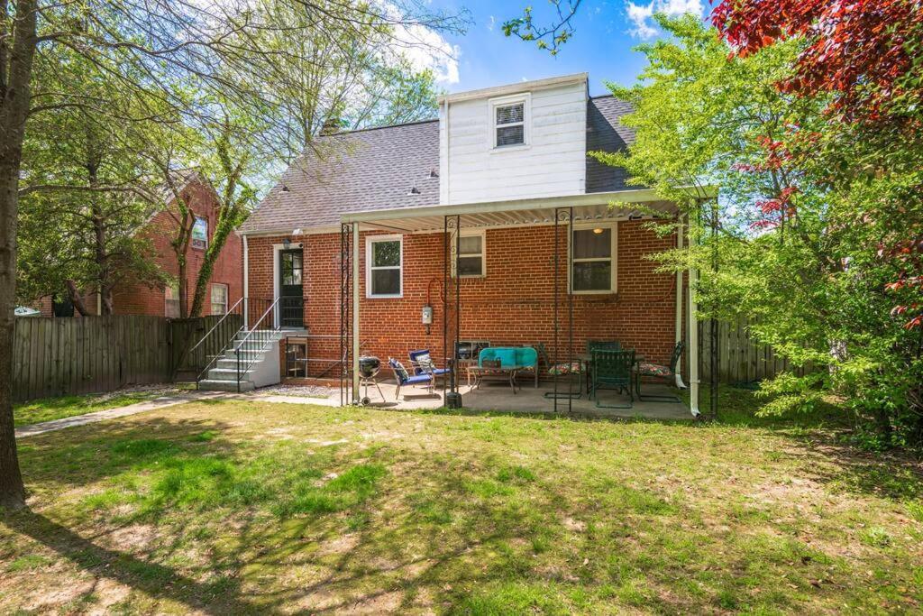 Private House + Yard Central Location To All Rva リッチモンド エクステリア 写真