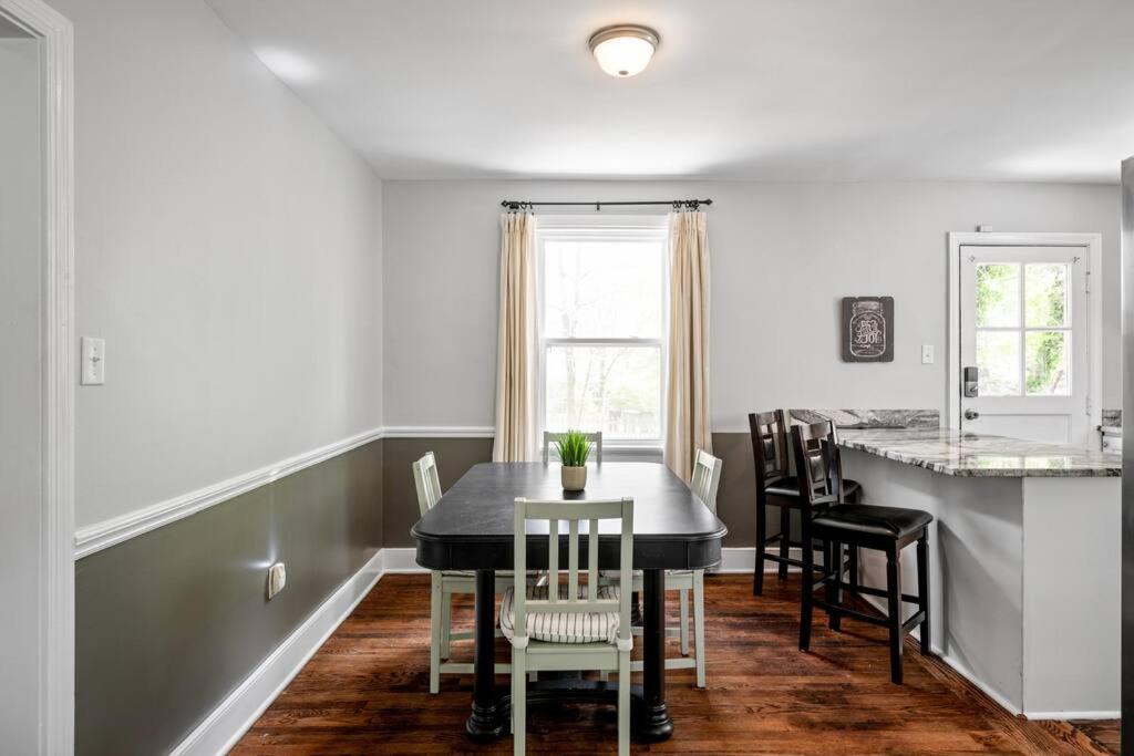 Private House + Yard Central Location To All Rva リッチモンド エクステリア 写真