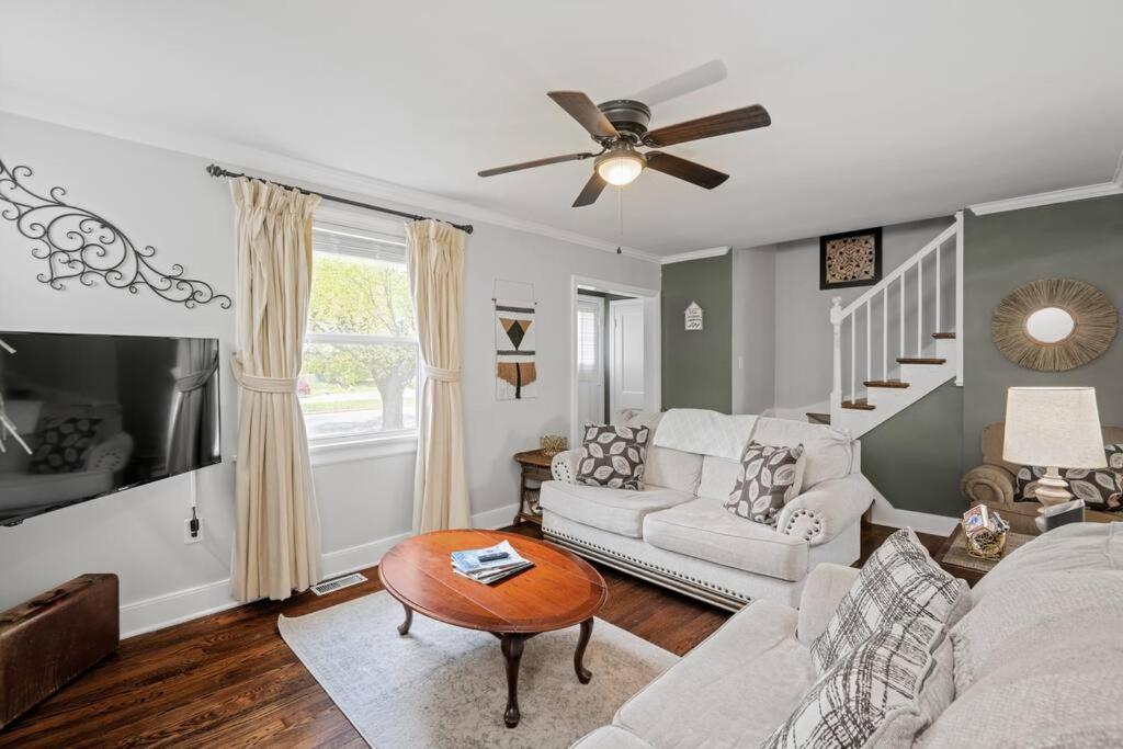 Private House + Yard Central Location To All Rva リッチモンド エクステリア 写真