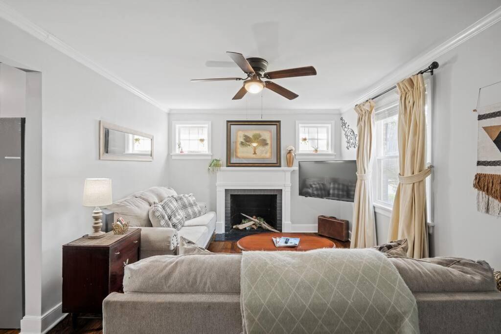 Private House + Yard Central Location To All Rva リッチモンド エクステリア 写真